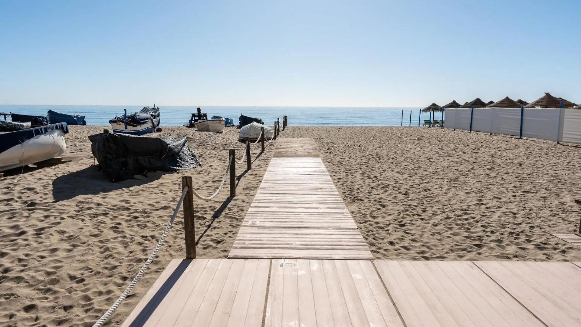 Malagasuite Fuengirola Beach & Sun Spain