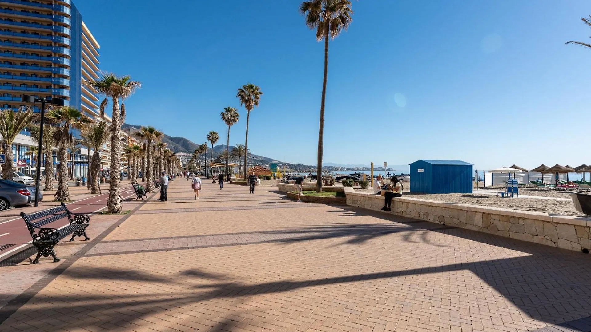 Malagasuite Fuengirola Beach & Sun Apartment